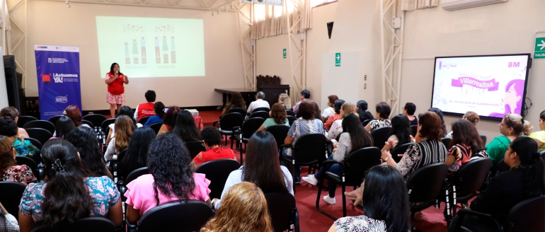 Brindan conferencia sobre violencia contra la mujer y la familia