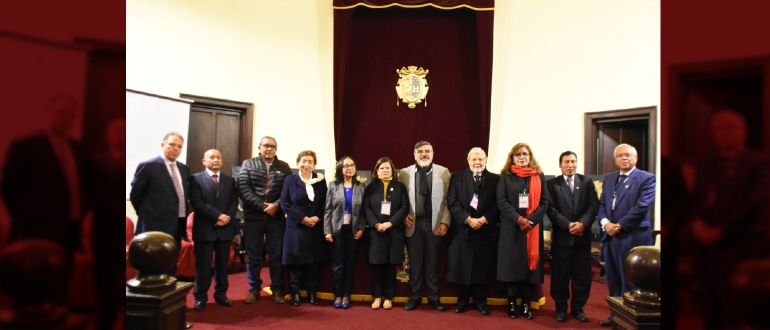 Rectora villarrealina participa en foro sobre balance de la educaci&oacute;n universitaria