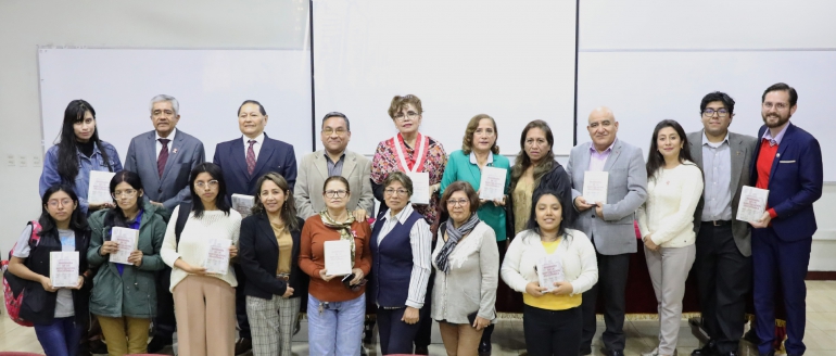 Realizan presentaci&oacute;n de libro sobre investigaciones psicol&oacute;gicas