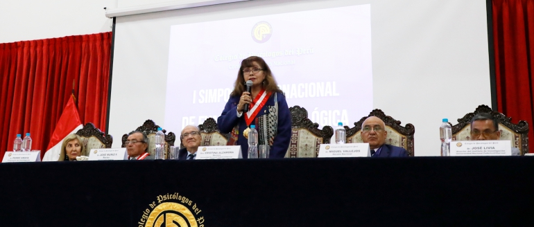 Participamos en simposio internacional del Colegio de Psic&oacute;logos