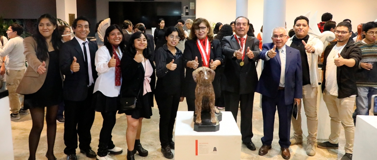 Estudiantes villarrealinos presentan muestra escult&oacute;rica en Colegio de Arquitectos