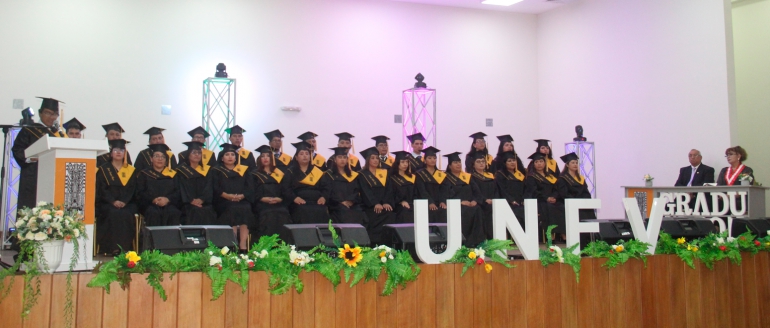 Auditorio de Oquendo recibe a promoci&oacute;n de contadores villarrealinos