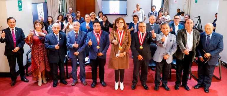 Presentan libro sobre investigación en sistemas de aprendizaje personalizado
