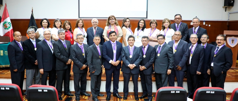 Odont&oacute;logos villarrealinos se re&uacute;nen por sus 47 a&ntilde;os de ingreso a la universidad