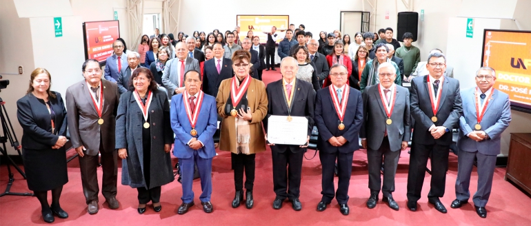 Destacado psic&oacute;logo espa&ntilde;ol es nuevo Doctor Honoris Causa villarrealino