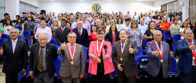 Facultad de Psicolog&iacute;a da inicio al a&ntilde;o acad&eacute;mico 2025 con acto inaugural
