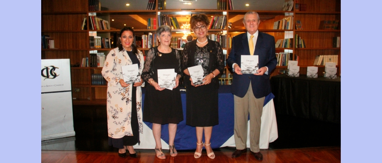 Rectora villarrealina participa de homenaje a reconocido m&eacute;dico peruano