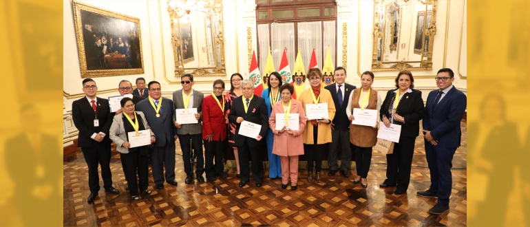 Rectora villarrealina fue distinguida con la &ldquo;Medalla del Maestro 2023&rdquo;