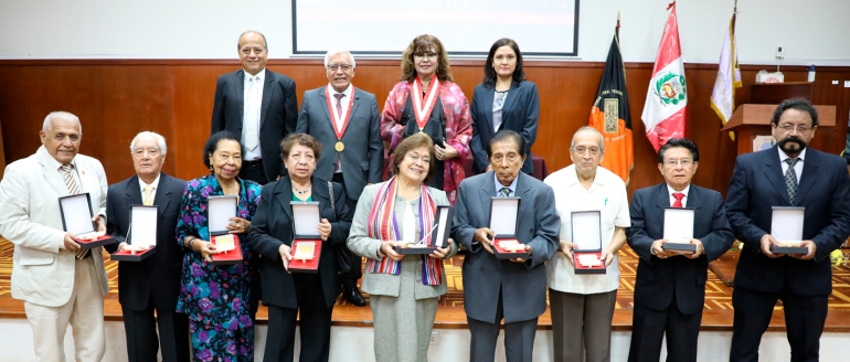 Odontolog&iacute;a ofrece recibimiento a sus docentes incorporados en sus labores