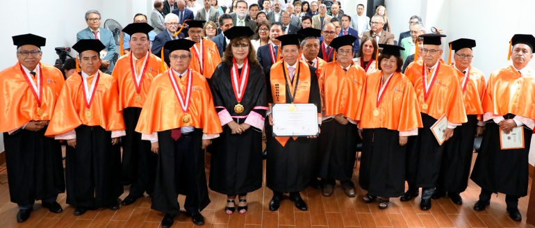 Destacado ingeniero civil villarrealino es nuevo Doctor Honoris Causa