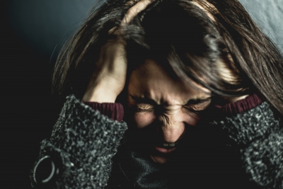 Violencia intrafamiliar, violencia a la pareja asociadas a la dependencia emocional en estudiantes de Universidad P&uacute;blica y privada de Lima Metropolitana