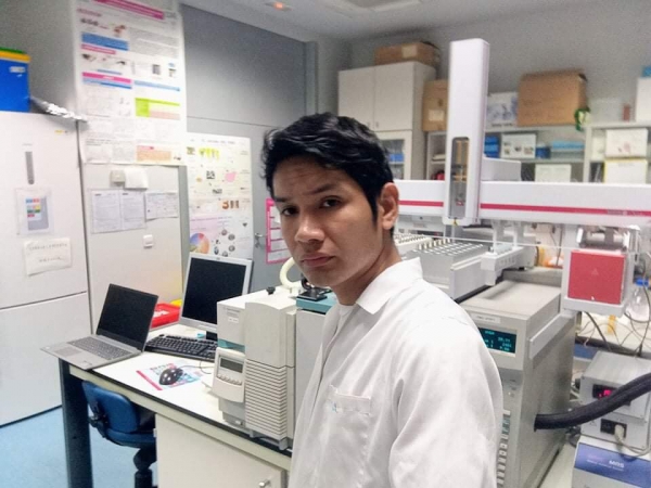 Estudiante de la UNFV realiza pasantía en España financiado por el FONDECYT