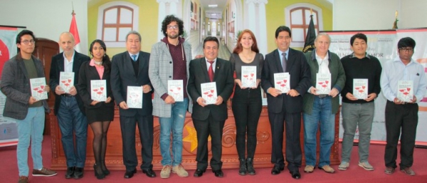 Libro Cuentos de amor universitario 2017. Amor en aulas, patios y más